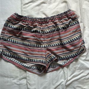 Patagonia size M drawstring elastic waist shorts with 2.5” inseam Aztec print